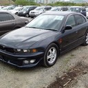 Pozdrav vec duze vrijeme planiram da kupim Mitsubishi Galant 2002 god 2.5 benzin 118KW  kao ovaj na slici.Zamolio bih ako ima ove neko da je imao ovakav auto ili se barem vozio u njemu da mi prenese bilo kakvo iskustvo posto na forumika i kojekavim stranicama nisam nista pronasao sto bih mi pomoglo .