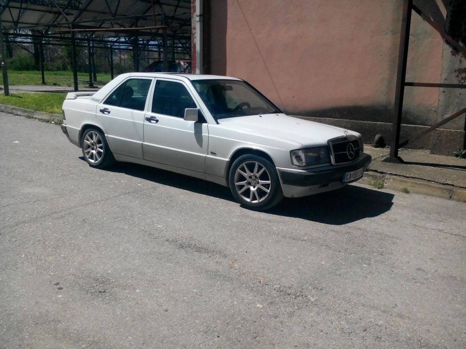 Mercedes 190E 1.8